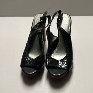 Women’s Gianni Bini size 9-1/2 leather heel